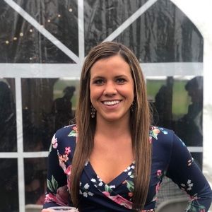 Meet your Posher, Cassandra
